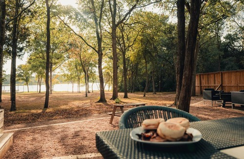 Bastrop Cabina | Lakefront Glamping Safari Tent #8: The Careyes