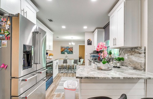 Spring Hill Casa | Lakefront Home w/ Heated Pool, Near Disney