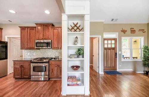 Waleska Casa | Lakefront Home with Hot Tub, Home Theater, Fire Pit and Lake Access