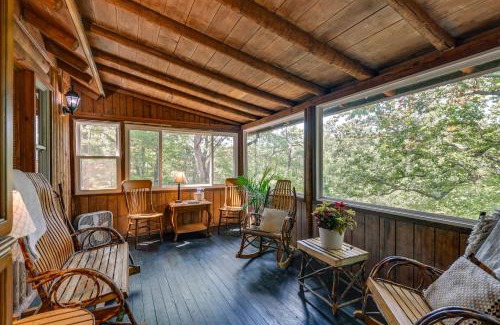 Chesapeake Ranch Estates-Drum Point Casa | Lakefront Log Cabin Retreat 3br-2ba Hot tub and Kayaks