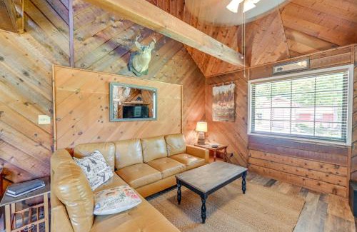 Topton Casa | Lakefront North Carolina Abode with Grill and Fire Pit