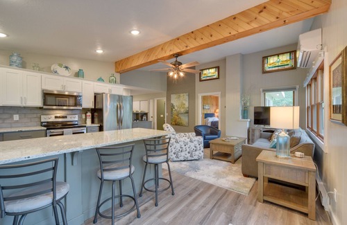 Osceola Cabina | Lakefront Osceola Vacation Rental - Dogs Welcome!