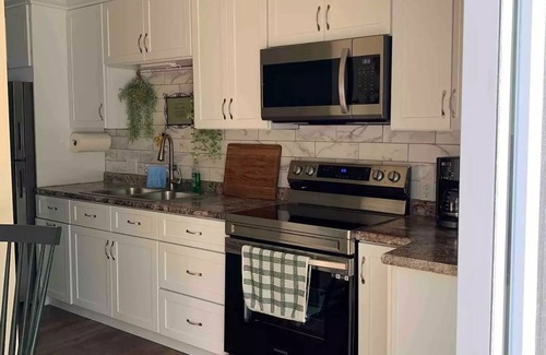 Mayfield Apartamento | Lakefront retreat