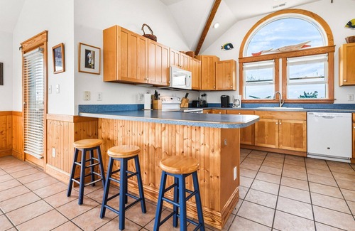 Salvo Casa | Lakefront Serenity | Pool, Hot Tub & Beach Access