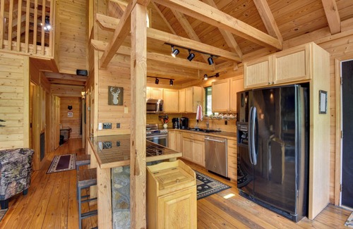 Six Mile Cabina | Lakefront Six Mile Vacation Rental w/ Dock