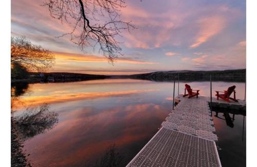St-Ferdinand Chalet De Esquí | Lakefront Spa - Chez Bernard L'Hermite