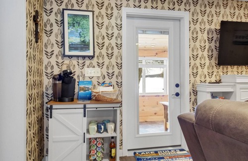 Weeks Mills Casa | Lakefront Trifecta with Private Hot Tub, Sauna & Free Daily Massages!