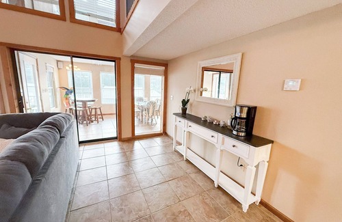 Camdenton Casa | Lakeftont 4BD/3BA/Grill/Decks/Quiet Cove-12PP