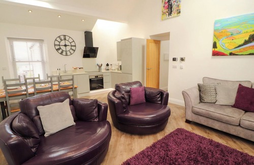 Carnforth Cabaña | LAKES VIEW APARTMENT 3 in Carnforth