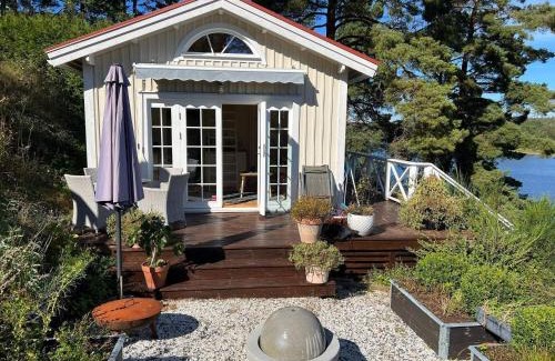 Skalsmara Casa | Lakeside Cabin with Panoramic Views