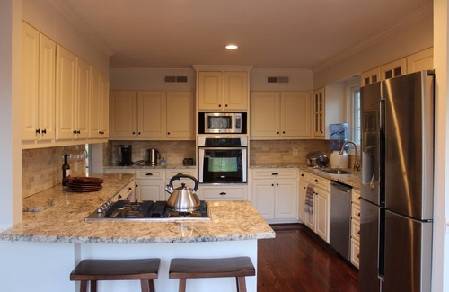 Greensboro Cabina | Lakeside Eco-Friendly Cabin Self Check-in