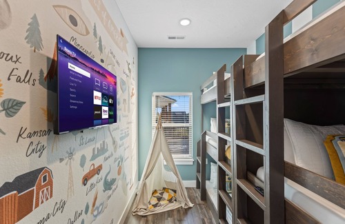 Hollister Cabina | Lakeside Escape w/ Hot Tub + NEW Private Fire Pit