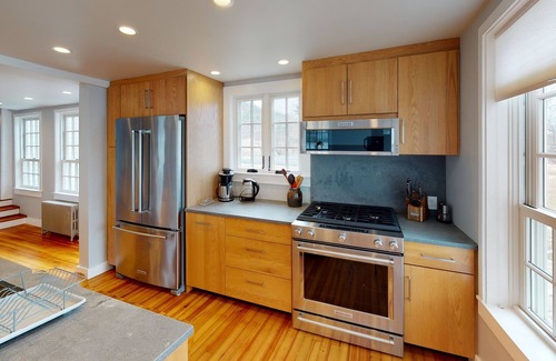 Cooperstown - Otsego Lake Casa | Lakeside Manor Cooperstown; Very Private. Tennis