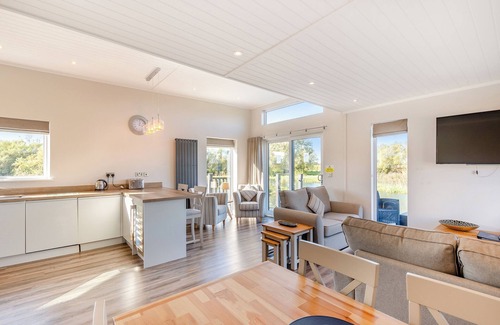 Poulton-le-Fylde Chalet De Esquí | Lakeside Retreat VIP