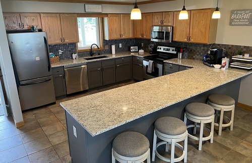 Onamia Casa | Lakeside Retreat at Izatys Resort #230 – The Perfect Getaway for All Seasons!