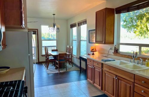 Eatonville Casa | Lakeside Retreat35 Mi To Mt Rainier!