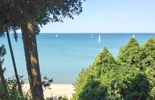 Bayfield Cabaña | Lakeside Tranquility Lakefront in Bayfield