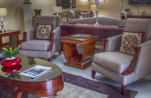 Farrarmere Hotel | Lakeview Boutique Hotel & Conference Center