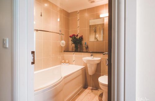 Bridgwater Casa | Lakeview Holiday Cottages