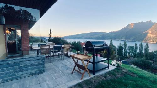 Krattigen Casa | Lakeview Little House