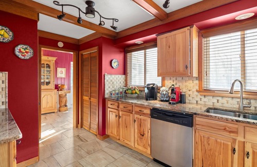 Lake Lure Cabaña | Lakeview Lodge - Screened Porch with Lake View, Fire Pit, Fireplace, Dog Friendly