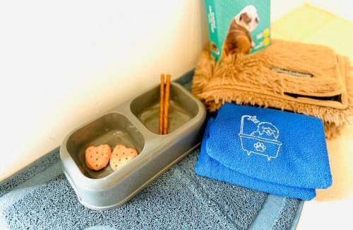 Preston Beach Casa | LakeView Retreat, 3x2, pet friendly, sleeps 8, 4WD & fishing