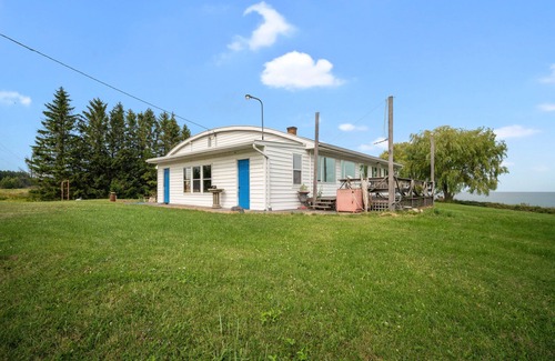 Kewaunee Casa | Lakeview Retreat near Green Bay, Door County