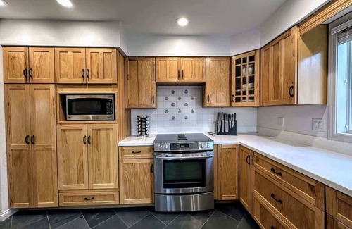 Hammondsport Casa | Lakeview, Spa, Firepit, BBQ, Fireplace + Speakeasy