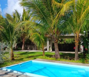 Roches Noires Villa | Lakeview villa