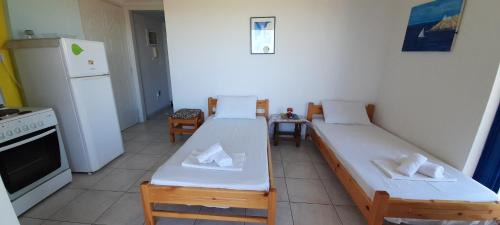Larissos Apartamento | Lakkopetra Beach Apartments