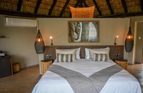 Vaalwater Cabina | Laluka Safari Lodge - Welgevonden Game Reserve