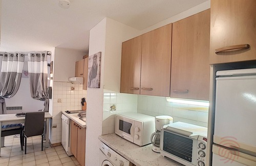 Lamalou-les-Bains Apartamento | Apartamento Lamalou 1er piso, mascotas permitidas, cerca del centro y termas