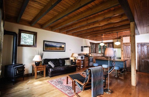 Cooke City-Silver Gate Cabina | The Lamar at Lamar Valley Cabins