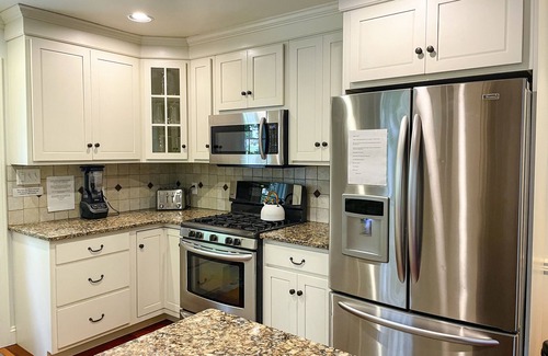 Strasburg Cabaña | Lancaster County Cottage NO PETS!