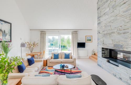 Rock Casa | Landers Field