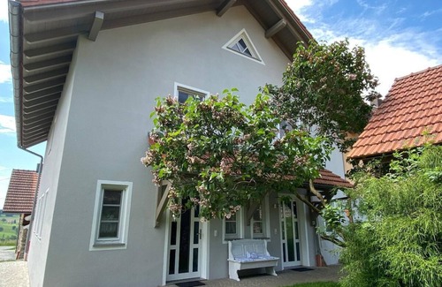 Schoellnach Apartamento | Casa de campo con sala de estar de 87 m 2 en granja de aventura