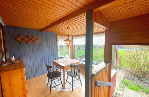 Hohenbollentin Casa | Landhaus mit Pool, Bungalow in der Natur