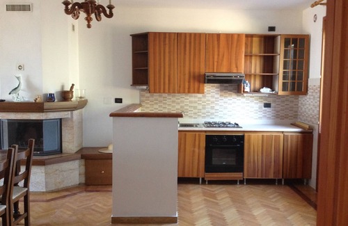 Fano Casa | Landhaushaelfte con 1 hectárea de jardín natural y vistas al mar abierto