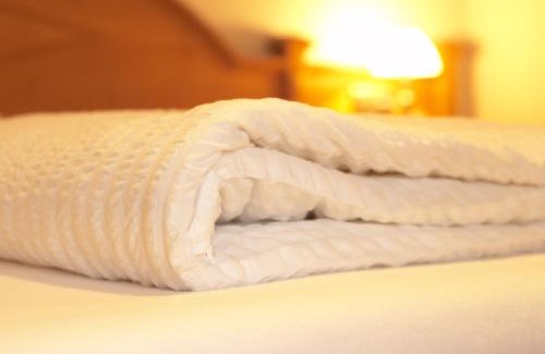 Grafenhausen Hotel | Landhotel Haringerhof mit Saunawelt und Naturbadeteich