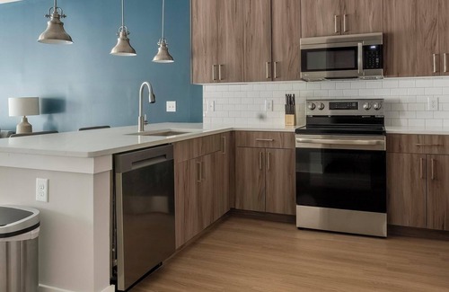 Town Center Apartamento | Landing | Amazing 1BD, Gym, Pool