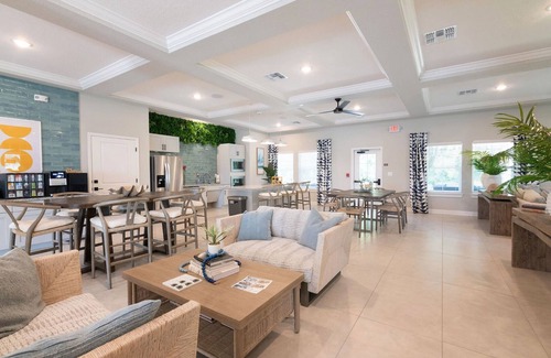 Newberry Apartamento | Landing | Amazing 2BD, Gym, Pool