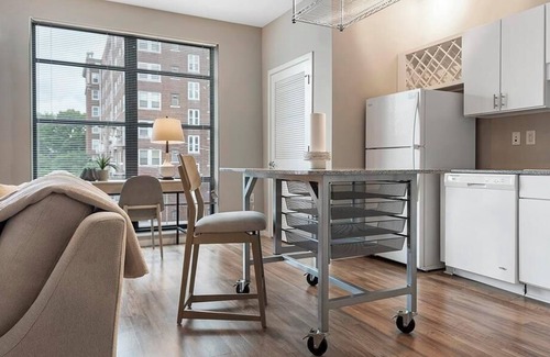 DeBaliviere Place Apartamento | Landing at 275 on the Park - Annex - 1 Bedroom in De Baliviere Place