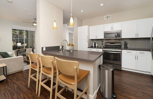 Mission Viejo Apartamento | Landing at Adagio on the Green - 2 Bedrooms in Downtown Mission Viejo
