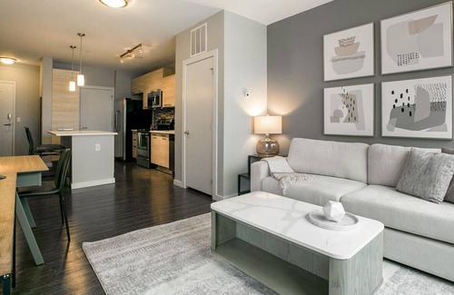 East Row Historic District Apartamento | Landing at Aqua On The Levee - 1 Bedroom in Downtown Newport