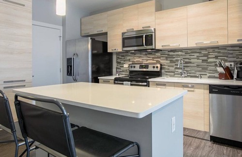 East Row Historic District Apartamento | Landing at Aqua On The Levee - 1 Bedroom in Downtown Newport