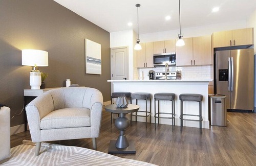 Aurora Apartamento | Landing at Peakline at Copperleaf - 2 Bedrooms in Downtown Aurora