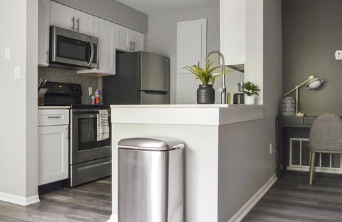Indianapolis Apartamento | Landing at Riverbend - 2 Bedrooms in Castleton