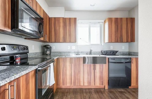 Vancouver Apartamento | Landing at Rock Creek Commons - 2 Bedrooms in Orchards