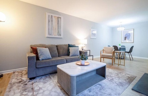 Lexington Apartamento | Landing at Saddlebrook at Tates Creek - 1 Bedroom in Downtown Lexington