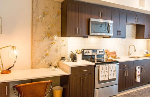 Berkeley Apartamento | Landing at Tennyson Place - Studio in Northwest